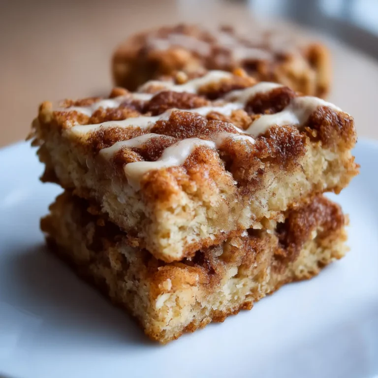 Cinnamon Roll Baked Oatmeal Squares